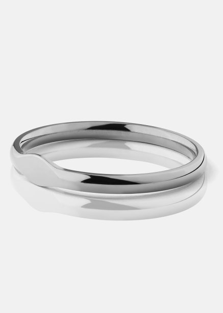 Initial Ring – Versilbert