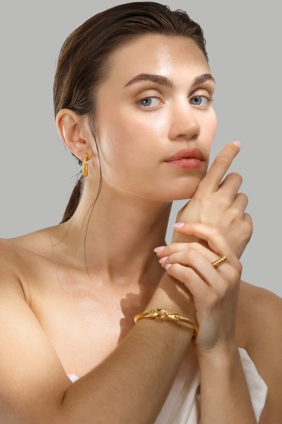 Armband Twistad Elegans - 18k Gold Plated